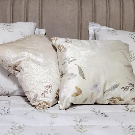 Heart & Honey - The Romantic Loft 플로브디프